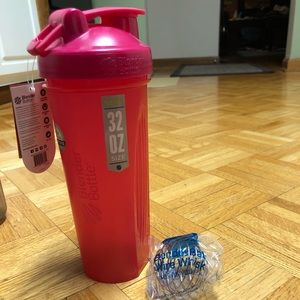 Classic blender bottle